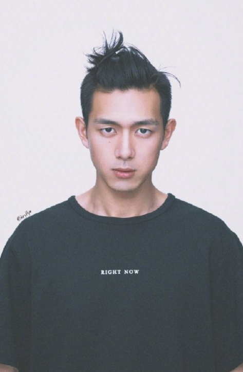 李现去了苏州阳澄国际电竞馆,有去偶遇的吗?